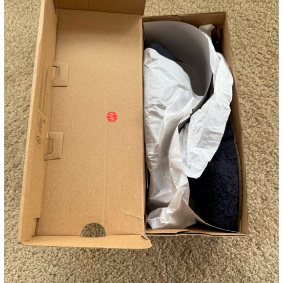 UGG Fluffette Slippers NEW in BOX Sz. 8 NAVY Womens - Picture 4 of 5